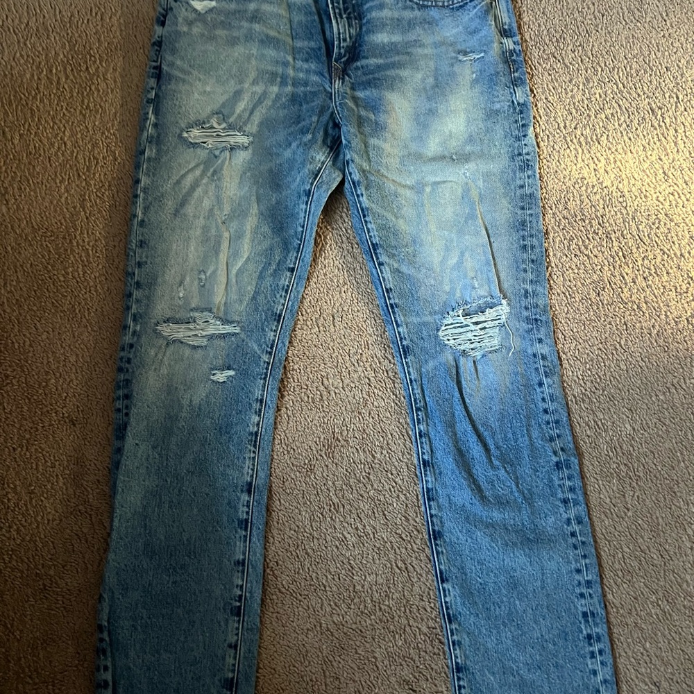 American Eagle Outfitters Light Blue Distressed Skinny Jeans